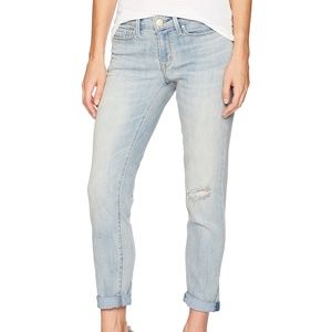 Signature Levis Womens Low Rise Boyfriend Jean (3)
